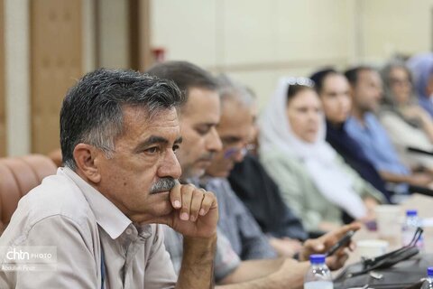 نشست صمیمی با اعضای انجمن‌ها و تشکل‌های مردم‌نهاد استان فارس