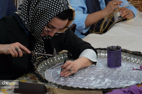 هجدهمین نمایشگاه سراسری صنایع‌دستی و آئین‌های محلی در همدان