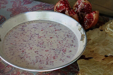 گورماست؛ میراث خوراکی استان یزد با طعم انار