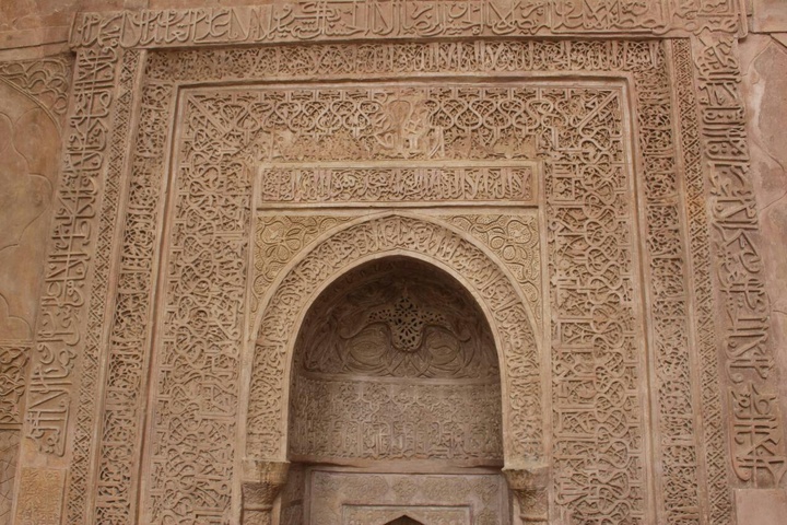 مسجد جامع کبیر نی‌ریز؛ پیوند تاریخ و هنر