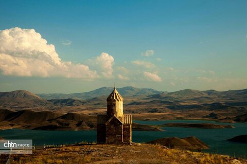 کلیسای مادر مقدس کلیسای( زور زور )