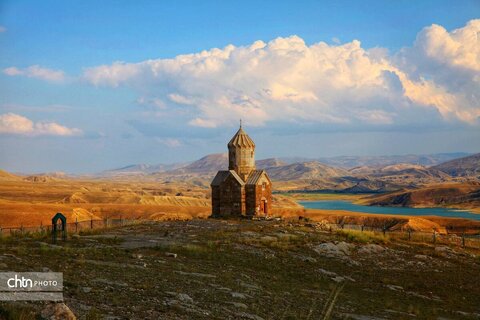 کلیسای مادر مقدس کلیسای( زور زور )