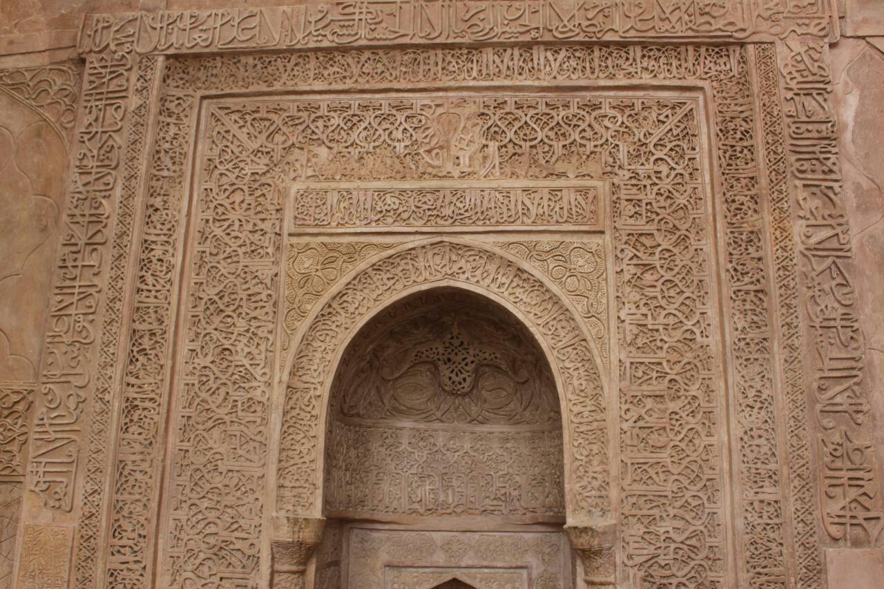 مسجد جامع کبیر نی‌ریز؛ پیوند تاریخ و هنر