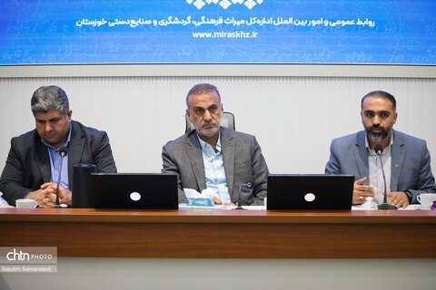 میز تخصصی گردشگری کودک و تقدیر از برگزیدگان فراخوان زیبایی‌های گردشگری خوزستان