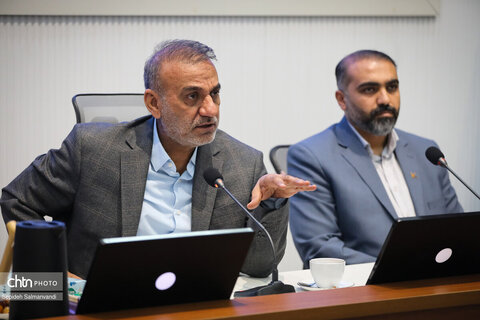 میز تخصصی گردشگری کودک و تقدیر از برگزیدگان فراخوان زیبایی‌های گردشگری خوزستان
