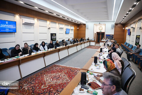 میز تخصصی گردشگری کودک و تقدیر از برگزیدگان فراخوان زیبایی‌های گردشگری خوزستان