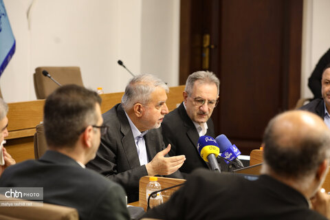 نشست هم اندیشی با موضوع گسترش روابط گردشگری ایران و عراق