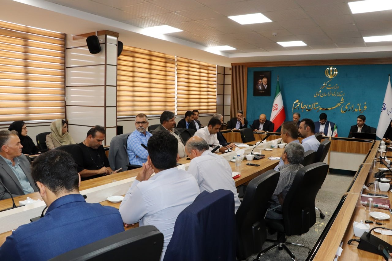 تداوم سفرهای شهرستانی مدیرکل میراث‌فرهنگی خراسان شمالی با رویکرد جهش سرمایه‌گذاری/ جاجرم، مقصد چهارمین نشست تخصصی فعالان گردشگری