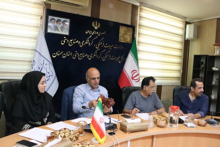 چهار اثر خلاقانه و نوآورانه صنایع‌دستی استان سمنان برگزیده شد