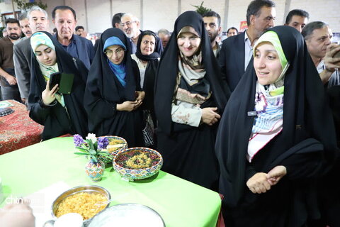 افتتاحیه جشنواره ملی آش ایرانی و نمایشگاه سراسری صنایع دستی و هنرهای سنتی زنجان