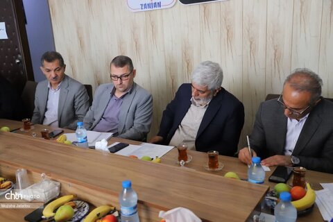 گفت‌وگوی صمیمانه معاون وزیر با کارکنان میراث فرهنگی زنجان؛ تأکید بر نقش کلیدی سرمایه‌های انسانی در ارتقای خدمات