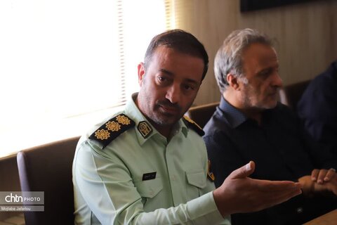 گفت‌وگوی صمیمانه معاون وزیر با کارکنان میراث فرهنگی زنجان؛ تأکید بر نقش کلیدی سرمایه‌های انسانی در ارتقای خدمات