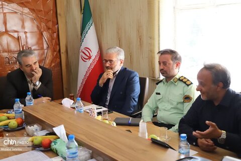 گفت‌وگوی صمیمانه معاون وزیر با کارکنان میراث فرهنگی زنجان؛ تأکید بر نقش کلیدی سرمایه‌های انسانی در ارتقای خدمات