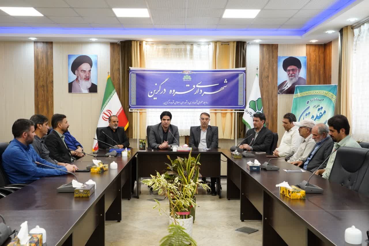 ظرفیتهای گردشگری و صنایعدستی قروه درگزین و دمق، محور بررسی مدیرکل میراثفرهنگی همدان