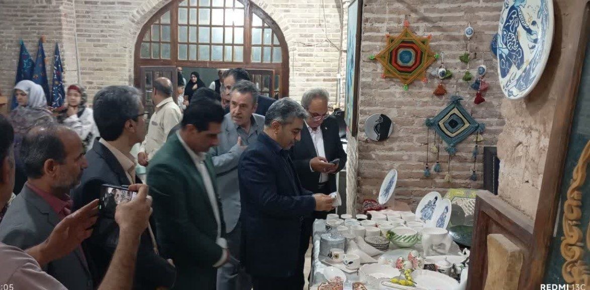 نمایشگاه گردشگری، صنایع دستی و سوغات در تربت جام شد