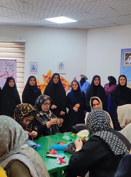 برگزاری کارگاه آموزشی سوزن‌دوزی بلوچ در قرچک