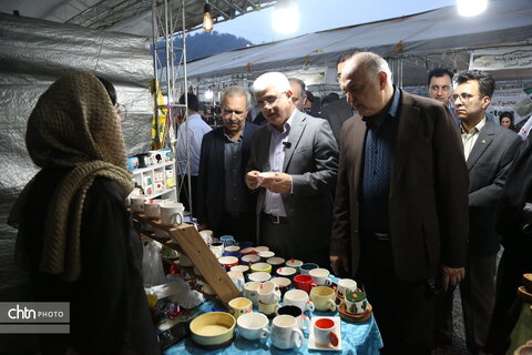افتتاح