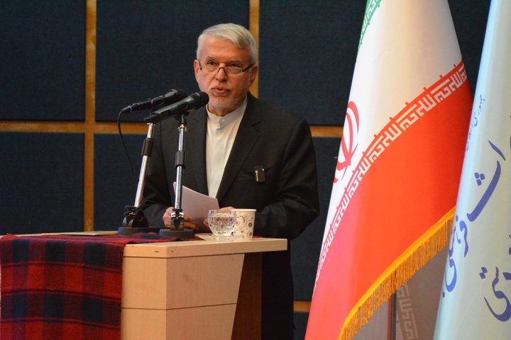 انسجام ملی، مقاومت ملی، کارآمدی و سرمایه اجتماعی؛ چهار راهبرد دولت برای عبور از شرایط سخت است/ توسعه لرستان وارد ریل جدیدی شده است/ دولت این استان را فراموش نخواهد کرد