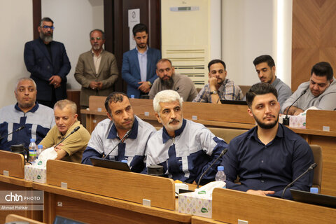 نشست صمیمانه مدیران و کارکنان خدمات وزارت میراث فرهنگی