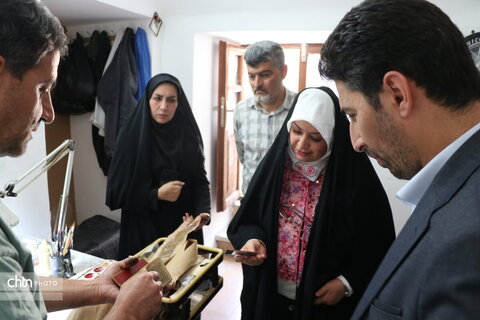 سفر یکروزه مدیرکل آموزش و ترویج صنایع دستی کشور به مناسبت هفته دولت به استان مرکزی