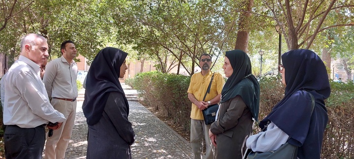 تدوین دستورالعمل حفاظت و نگهداری از درختان دولتخانه صفوی در دستور کار قرار گرفت