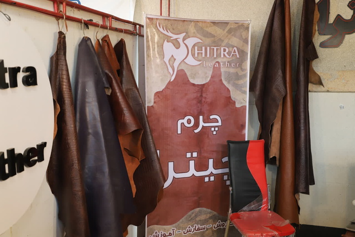 نمایش زنده هنر و مهارت اساتید در زنجان/ برپایی کارگاه تخصصی صنایع‌دستی در بیستمین نمایشگاه ملی