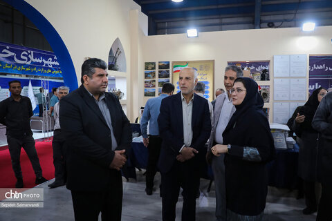 آغاز به کار غرفه اداره‌کل میراث‌فرهنگی خوزستان در نمایشگاه هفته دولت