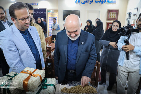 آغاز به کار غرفه اداره‌کل میراث‌فرهنگی خوزستان در نمایشگاه هفته دولت