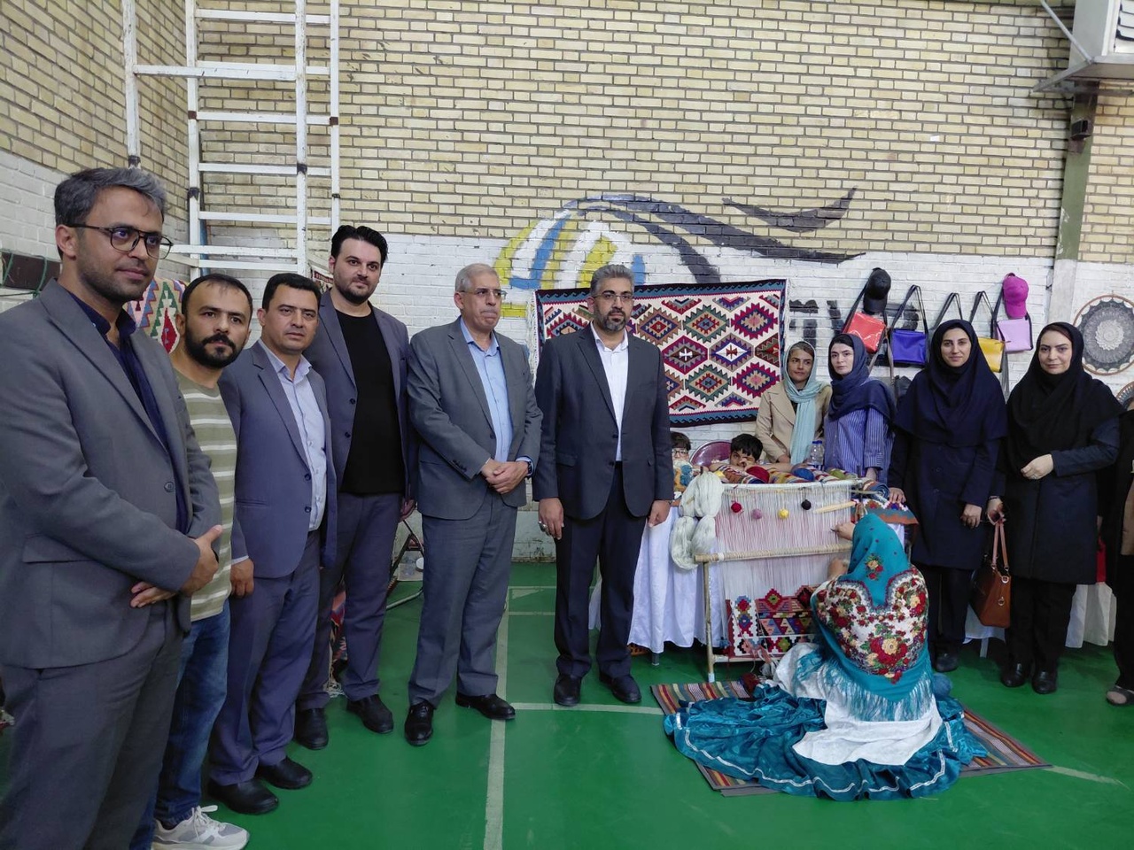 برگزاری نمایشگاه صنایع‌دستی بانوان کارآفرین شهر قدس