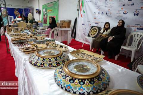 قاب‌هایی از شب دوم غرفه میراث‌فرهنگی خوزستان در نمایشگاه هفته دولت اهواز