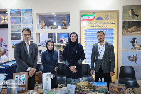 قاب‌هایی از شب دوم غرفه میراث‌فرهنگی خوزستان در نمایشگاه هفته دولت اهواز