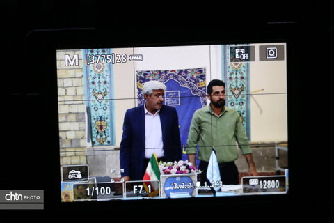 برگزاری میز خدمت ادارات در مصلی بزرگ امام خمینی شهر اراک