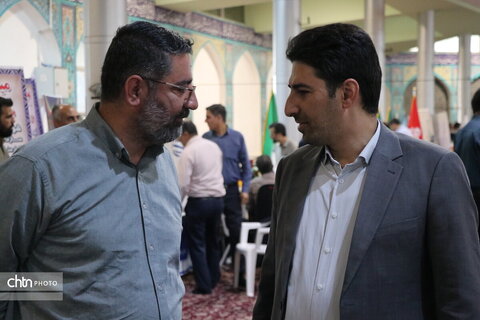 برگزاری میز خدمت ادارات در مصلی بزرگ امام خمینی شهر اراک