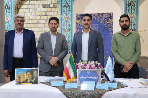 برگزاری میز خدمت ادارات در مصلی بزرگ امام خمینی شهر اراک