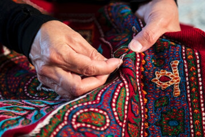 ۶۴ طرح صنایع‌دستی البرز در مسیر دریافت حمایت مالی