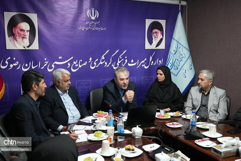 بازدید دکتر ندائی  از اداره کل خراسان رضوی و گفت‌وگوی صمیمانه با کارکنان میراث فرهنگی،گردشگری و صنایع دستی استان