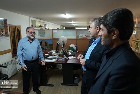 بازدید دکتر ندائی  از اداره کل خراسان رضوی و گفت‌وگوی صمیمانه با کارکنان میراث فرهنگی،گردشگری و صنایع دستی استان