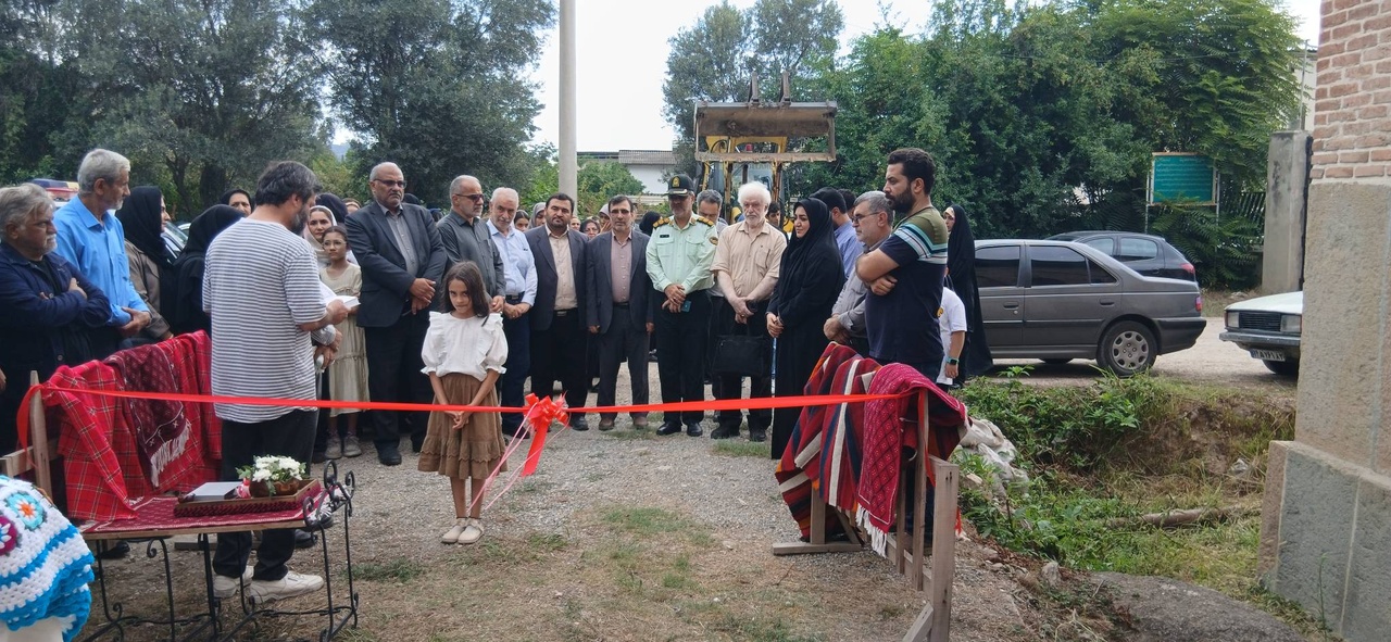 موزه زنده و خانه صنایع‌دستی چشمه عمارت بهشهر با حضور ۲۰ هنرمند افتتاح شد