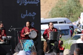 اسقبال بی‌نظیر گردشگران از سومین رویداد گردشگری چمن متحرک چملی‌گول تکاب