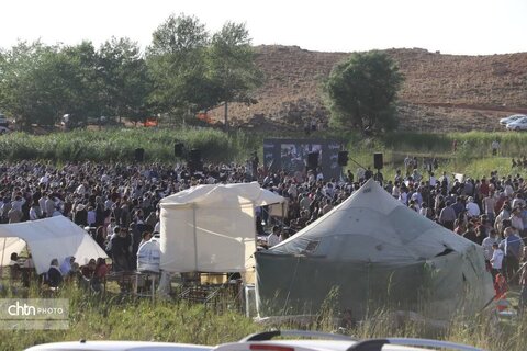 اسقبال بی‌نظیر گردشگران از سومین رویداد گردشگری چمن متحرک چملی گول تکاب
