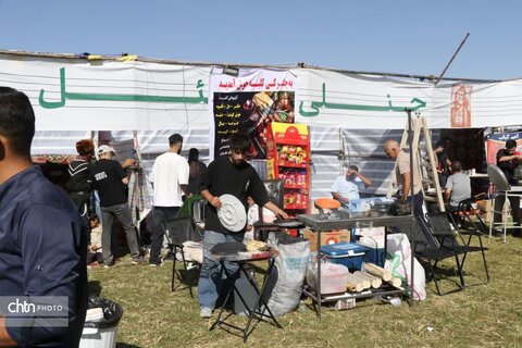 اسقبال بی‌نظیر گردشگران از سومین رویداد گردشگری چمن متحرک چملی گول تکاب
