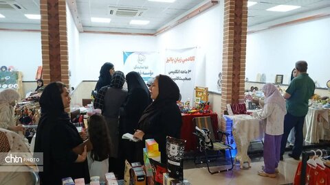 برپایی نمایشگاه های صنایع‌دستی و مشاغل خانگی در سطح استان تهران به مناسبت هفته دولت