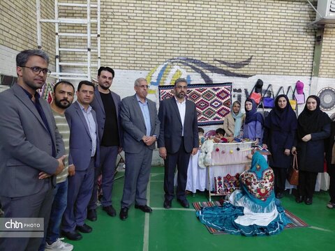 برپایی نمایشگاه های صنایع‌دستی و مشاغل خانگی در سطح استان تهران به مناسبت هفته دولت