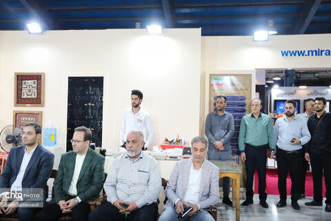 قاب‌هایی از شب سوم غرفه میراث‌فرهنگی خوزستان در نمایشگاه هفته دولت اهواز