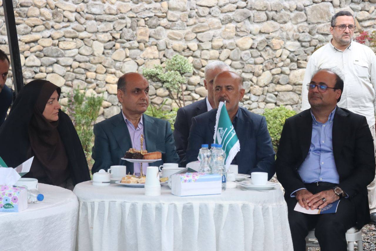 نقش بانوان در کارآفرینی و مدیریت گردشگری گیلان