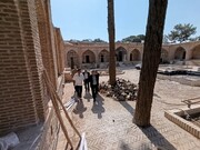 معاون استاندار و فرماندار ویژه سبزوار از روند مرمت کاروانسرای تاریخی فرامرزخان بازدید کرد