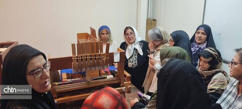 ورکشاپ تخصصی چادر‌بافی با هنرمندی معصومه طاهری‌سرشت