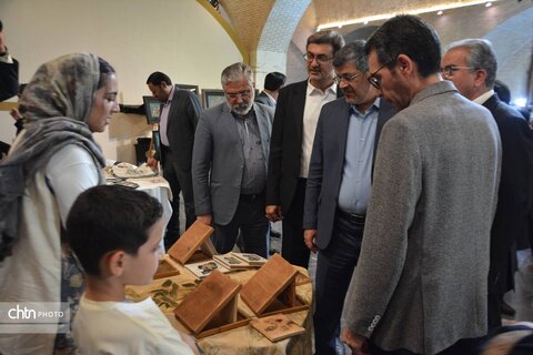 یزد؛ پیوند اصالت هنر و اقتصاد در پنجمین نمایشگاه تخصصی صنایع‌دستی و هدایای سازمانی