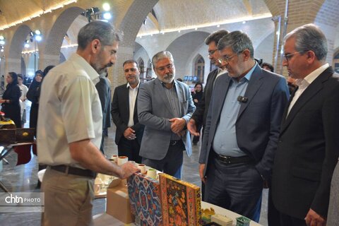 یزد؛ پیوند اصالت هنر و اقتصاد در پنجمین نمایشگاه تخصصی صنایع‌دستی و هدایای سازمانی