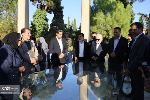 سفر قائم‌مقام وزیر و معاون میراث‌فرهنگی کشور به استان فارس ۲